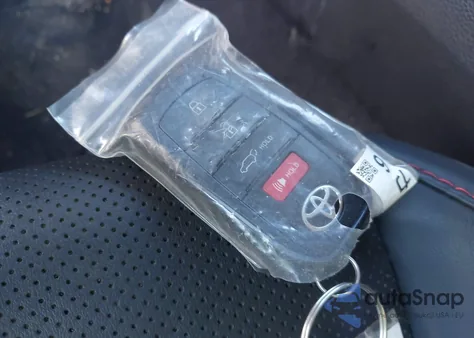 2024 Toyota Prius Prime Xse Premium из США, поврежденный, VIN JTDACACU8R3026440